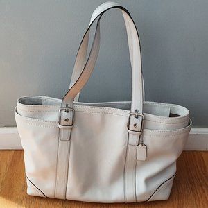 White Vintage COACH Large Tote Leather Bag (No. K0669-F10288)